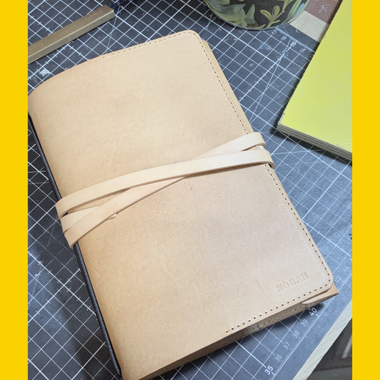 Le protège-carnet en cuir
