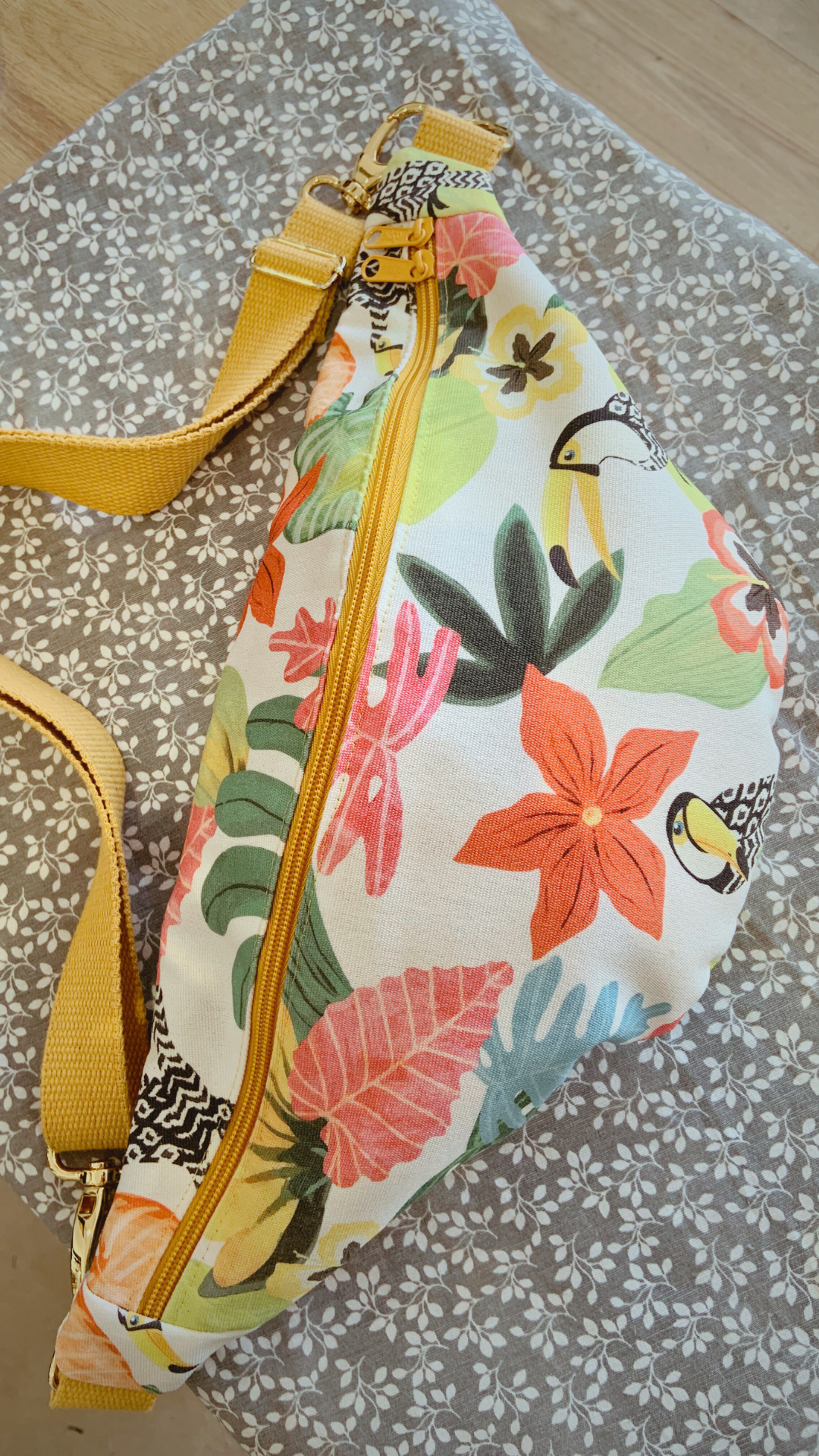 Sac banane fleuris LuGo n°1